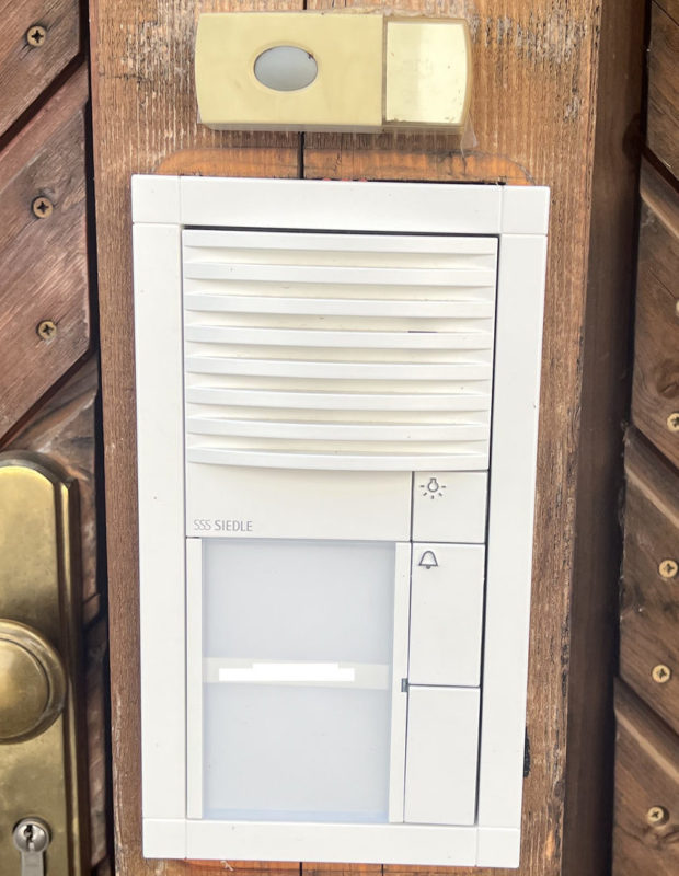 PE Elektrotechnik GbR - Türklingel - Gegensprechanlage - Nachherbild